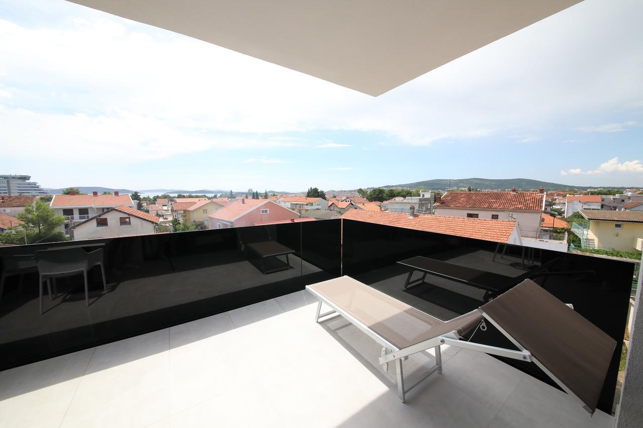Hotel Scala D'Oro Vodice Kültér fotó