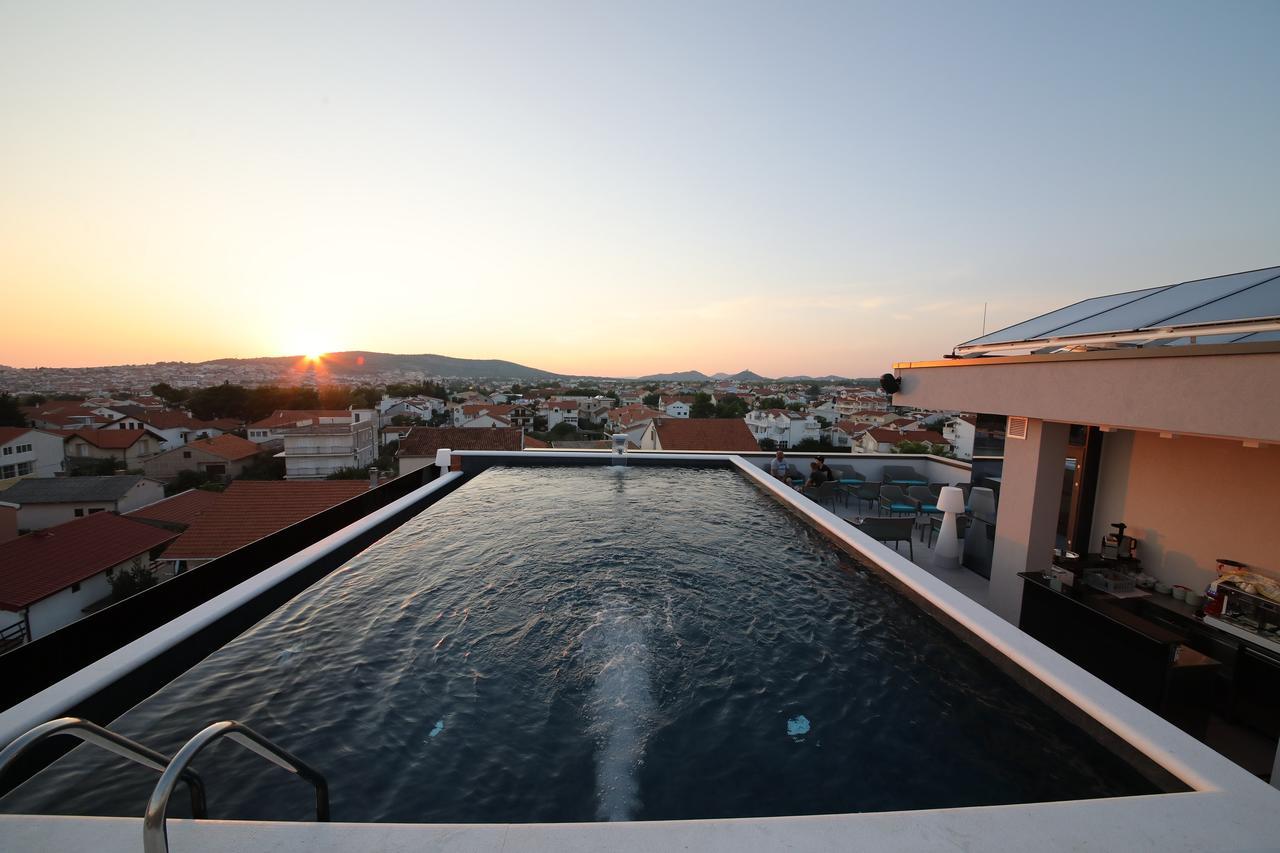 Hotel Scala D'Oro Vodice Kültér fotó