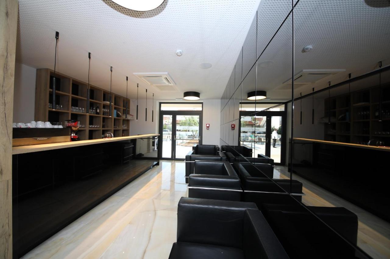 Hotel Scala D'Oro Vodice Kültér fotó