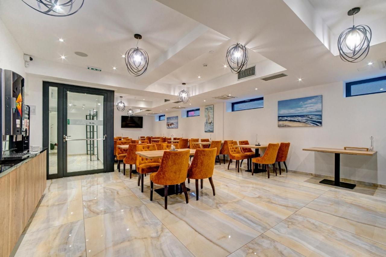 Hotel Scala D'Oro Vodice Kültér fotó