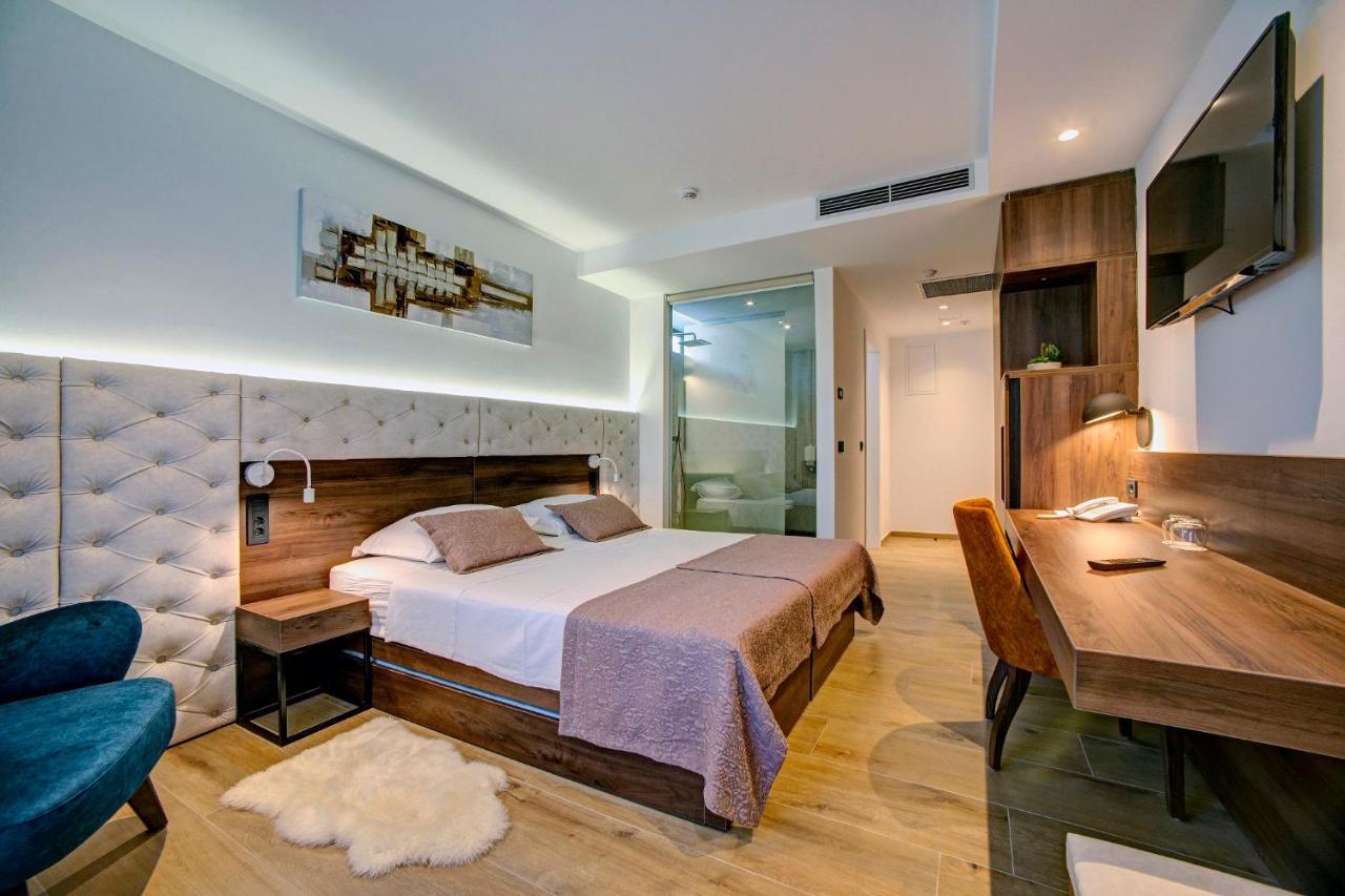 Hotel Scala D'Oro Vodice Kültér fotó