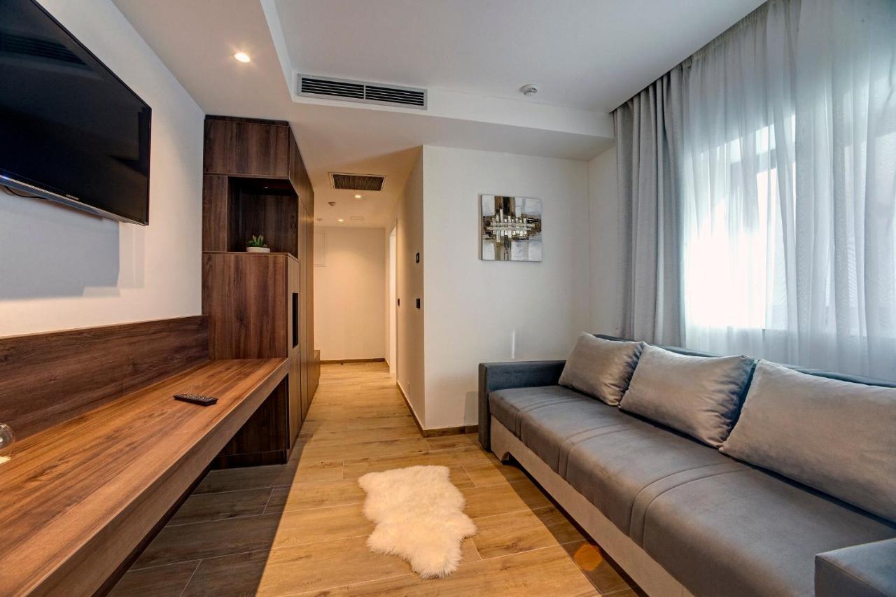 Hotel Scala D'Oro Vodice Kültér fotó
