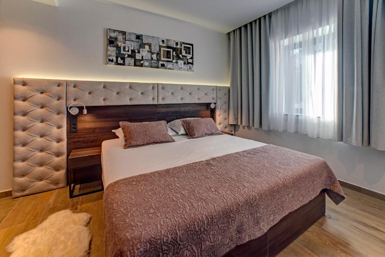 Hotel Scala D'Oro Vodice Kültér fotó