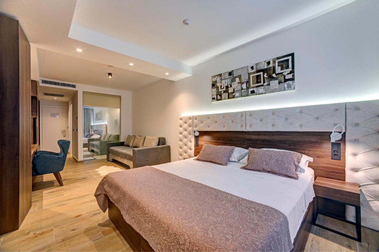 Hotel Scala D'Oro Vodice Kültér fotó