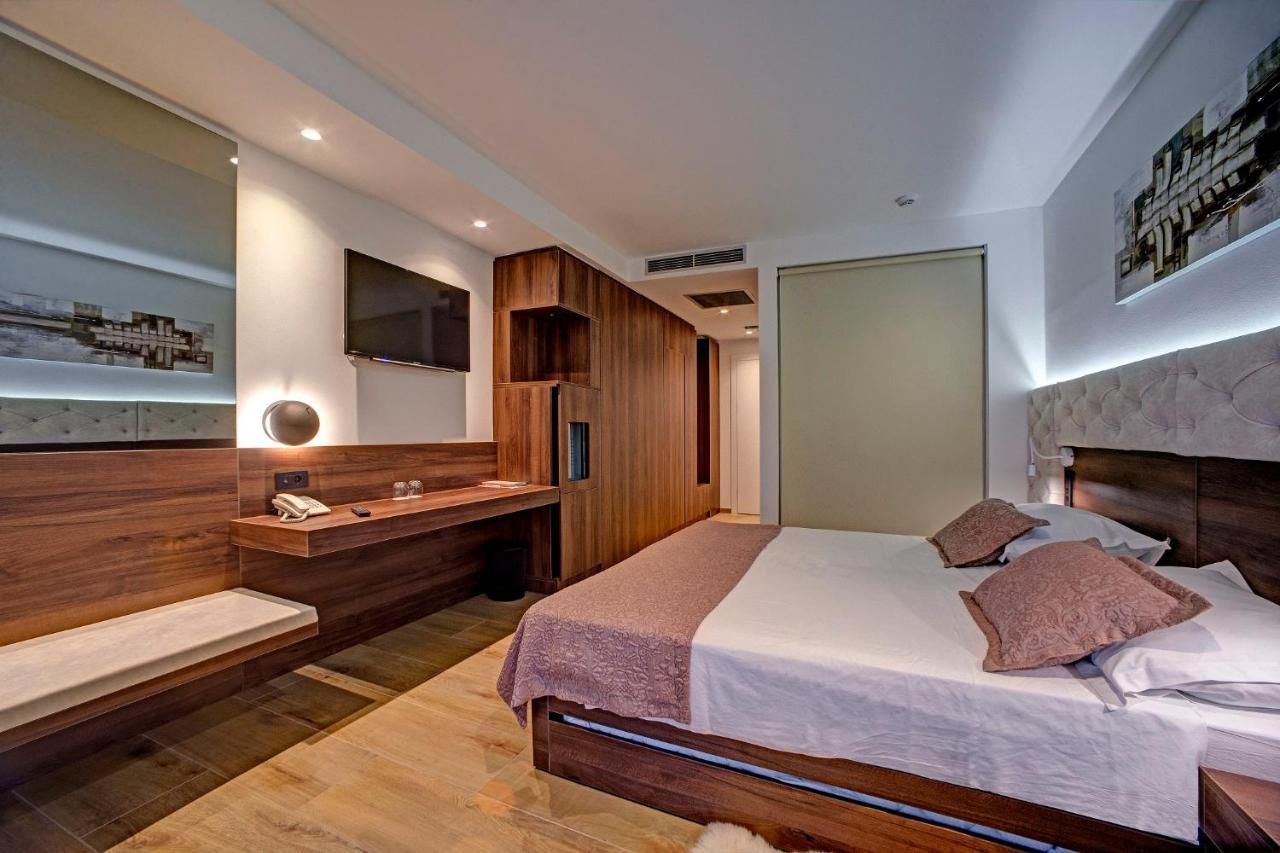Hotel Scala D'Oro Vodice Kültér fotó