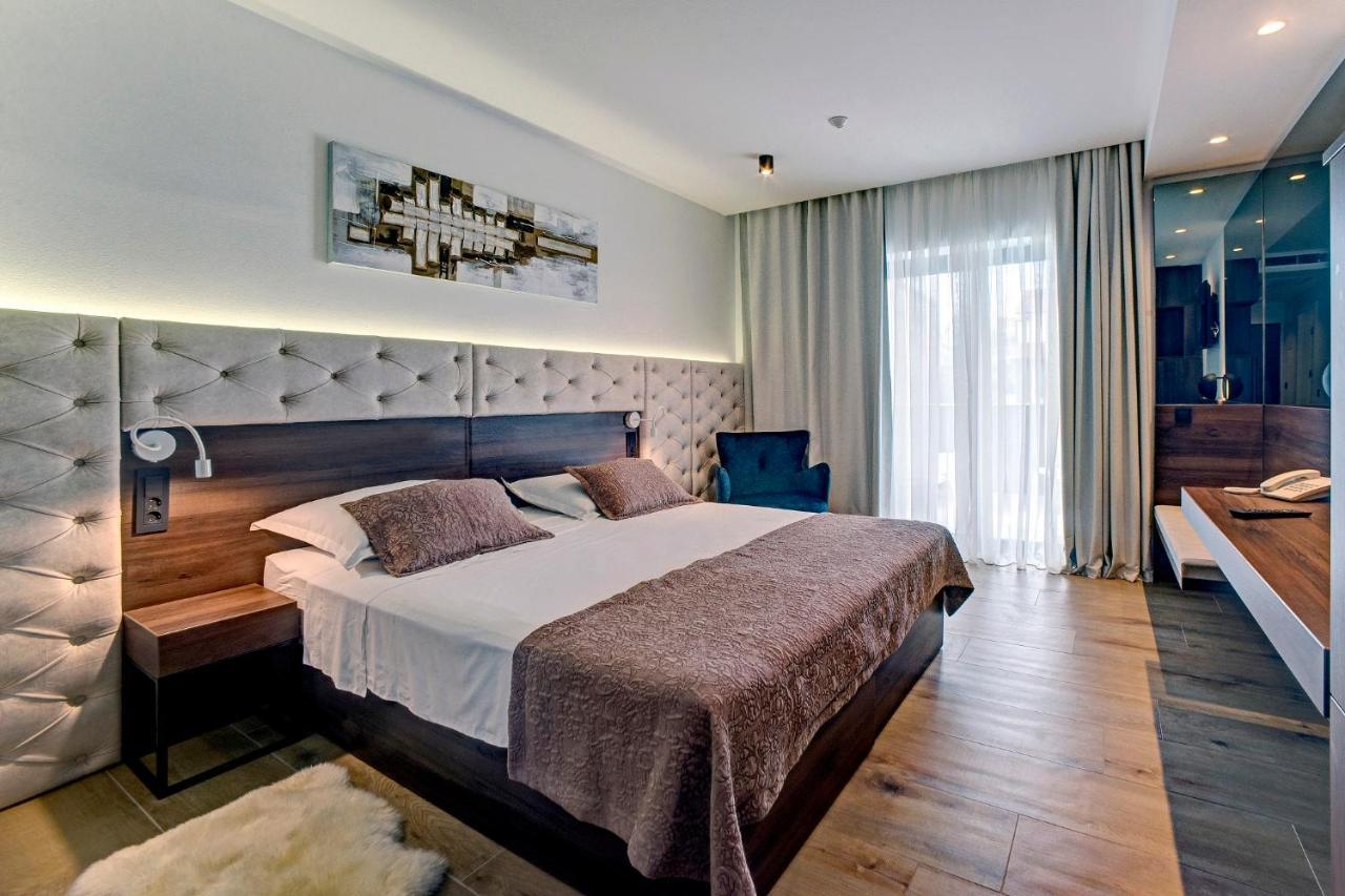 Hotel Scala D'Oro Vodice Kültér fotó