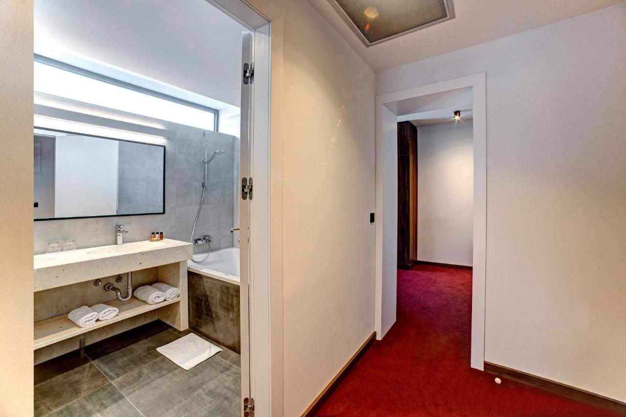 Hotel Scala D'Oro Vodice Kültér fotó