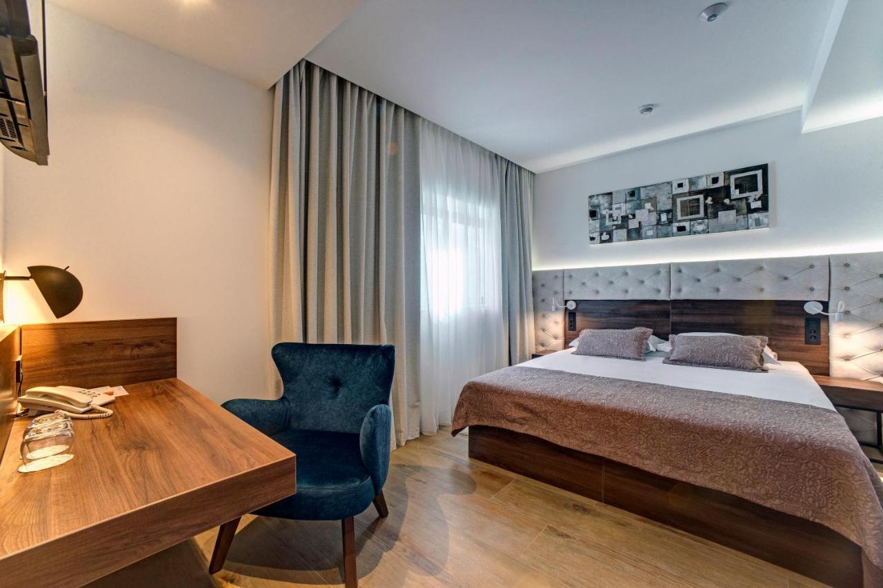 Hotel Scala D'Oro Vodice Kültér fotó