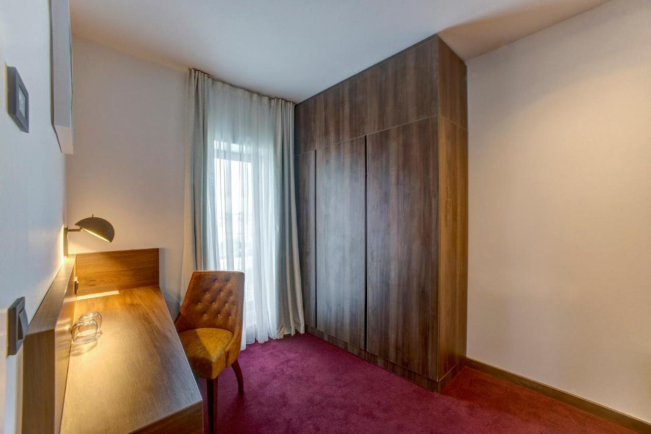 Hotel Scala D'Oro Vodice Kültér fotó