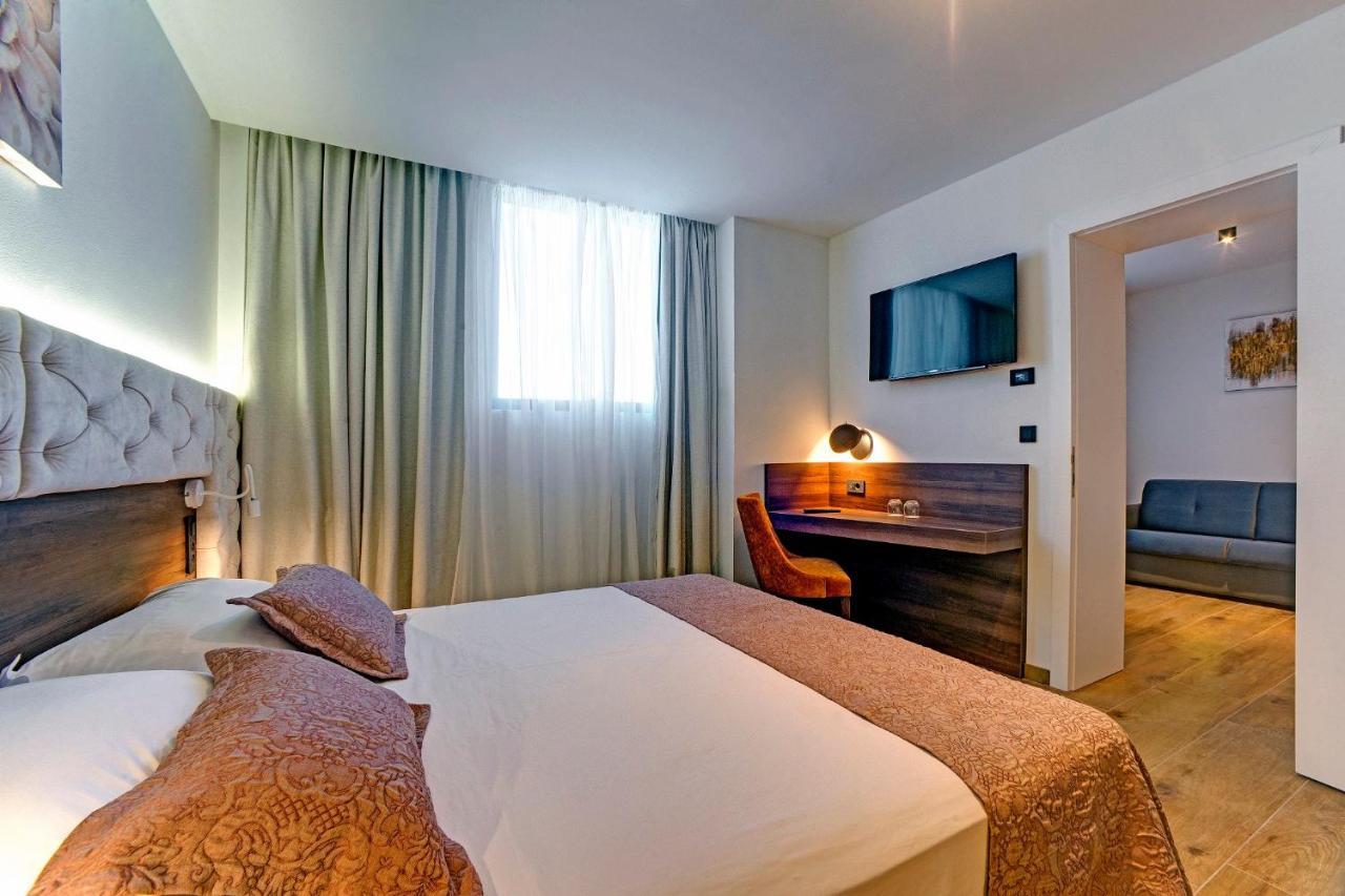 Hotel Scala D'Oro Vodice Kültér fotó