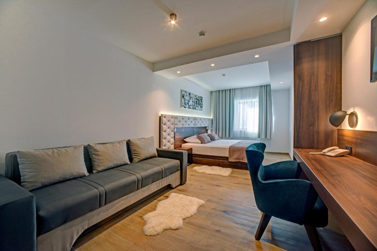 Hotel Scala D'Oro Vodice Kültér fotó